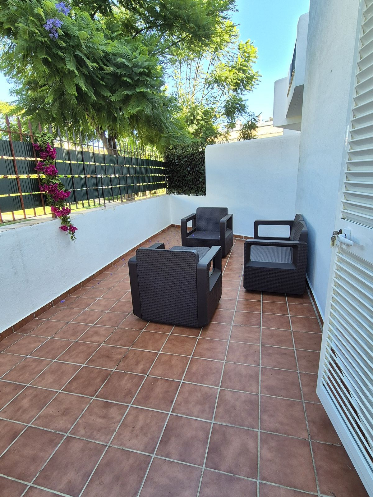 3 Bedroom Townhouse in Estepona - Photo 15