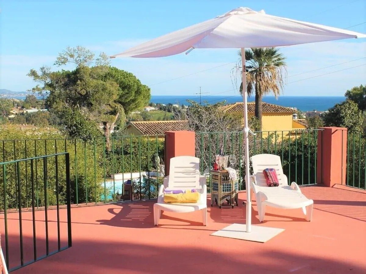 6 Bedroom Villa in Marbella - Photo 18