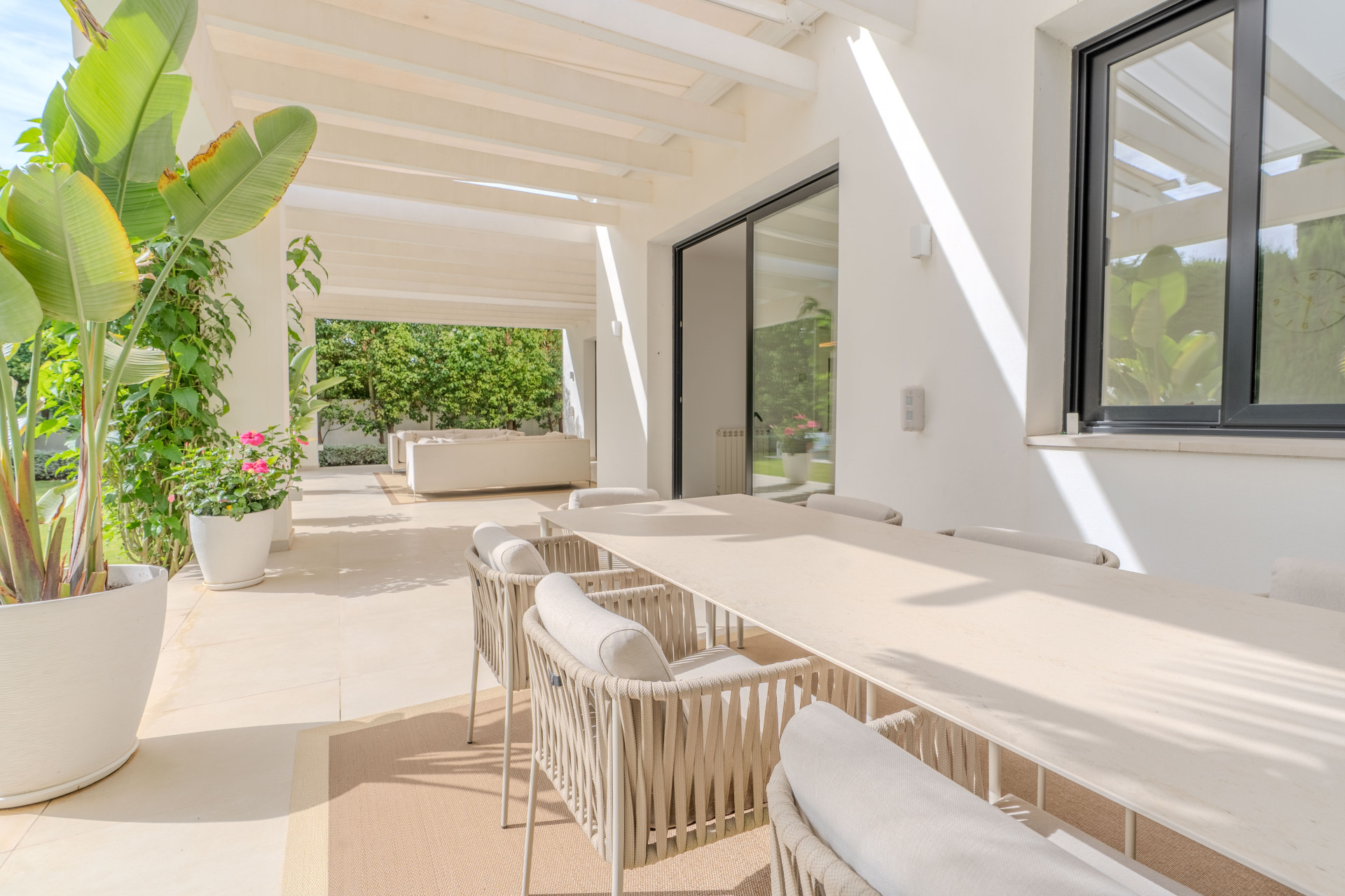 5 Bedroom Villa in Marbella - Photo 9