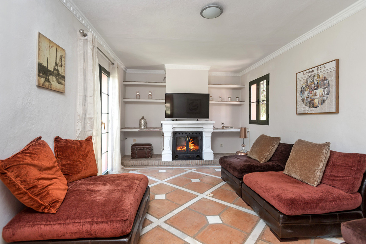 12 Bedroom Villa in Benahavís - Foto 37