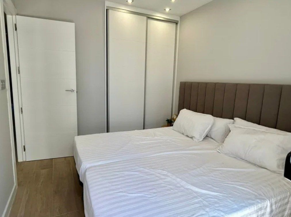 Apartamento com 3 quartos com piscina em Alicante, Espanha – Foto 13