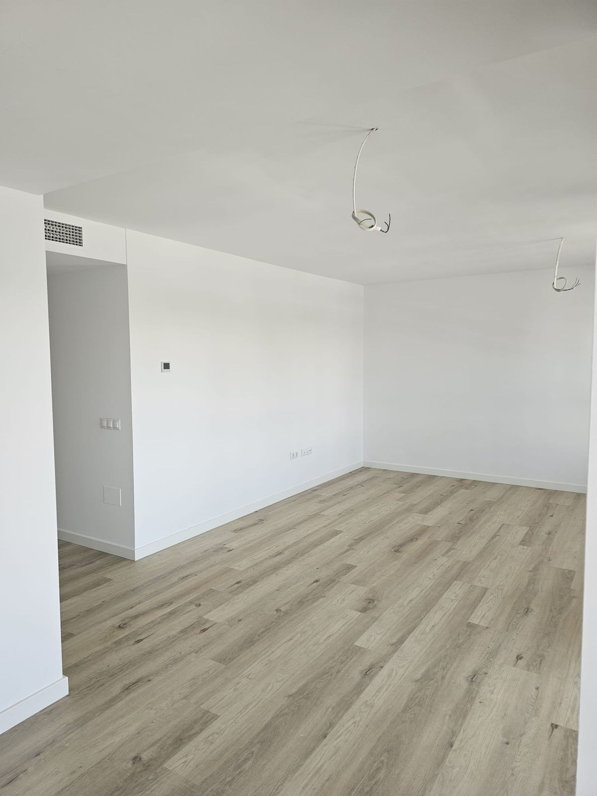 3 Bedroom Apartment in Marbella - Photo 5