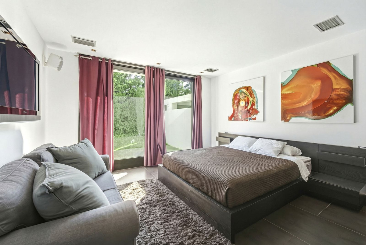 6 Bedroom Villa in San Pedro de Alcántara - Foto 26