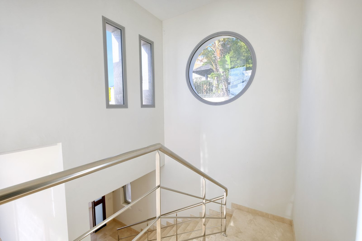 4 Bedroom Villa in Benahavís - Foto 26