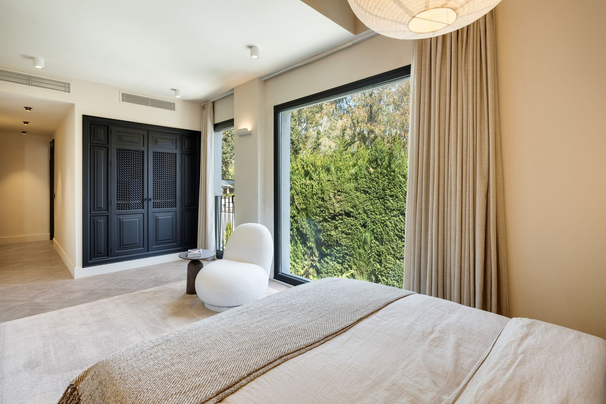 5 Bedroom Villa in Marbella - Фото 22
