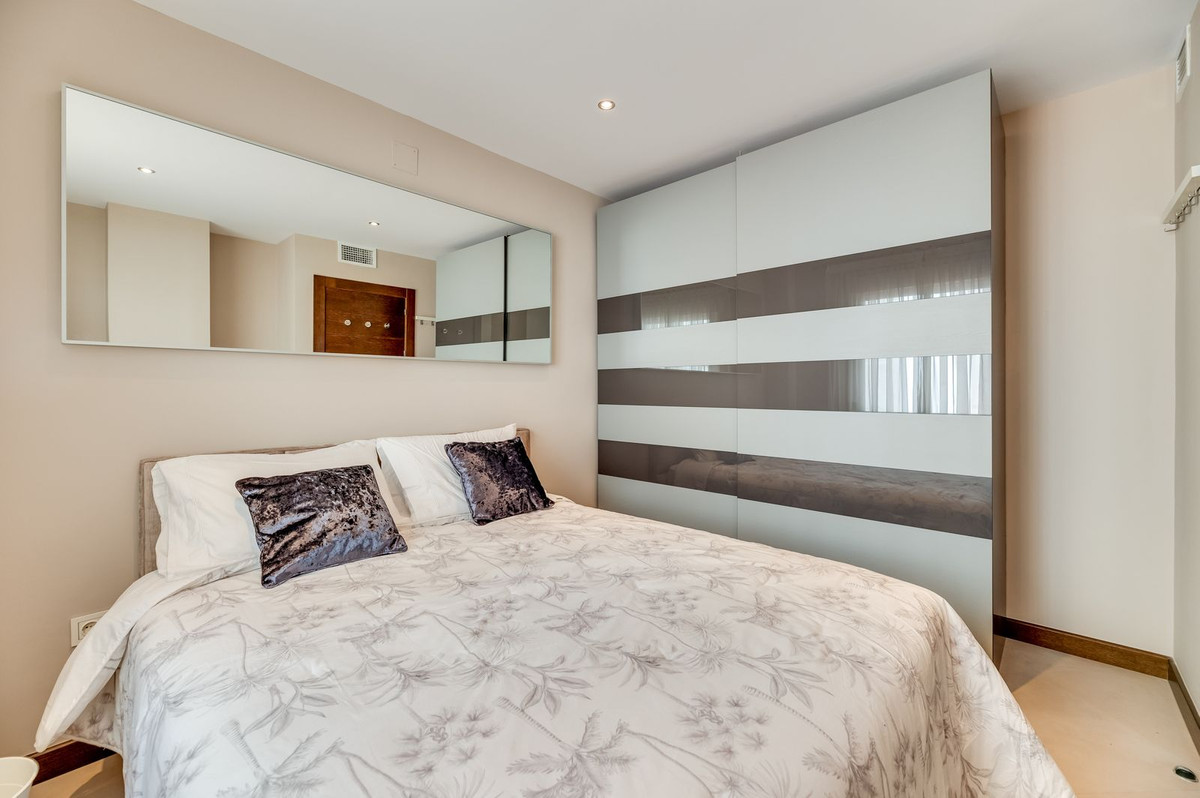 3 Bedroom Apartment in Marbella - Photo 19