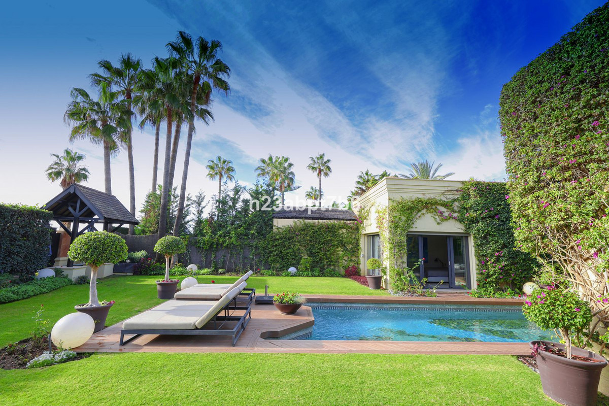 4 Bedroom Villa in Marbella - Foto 12