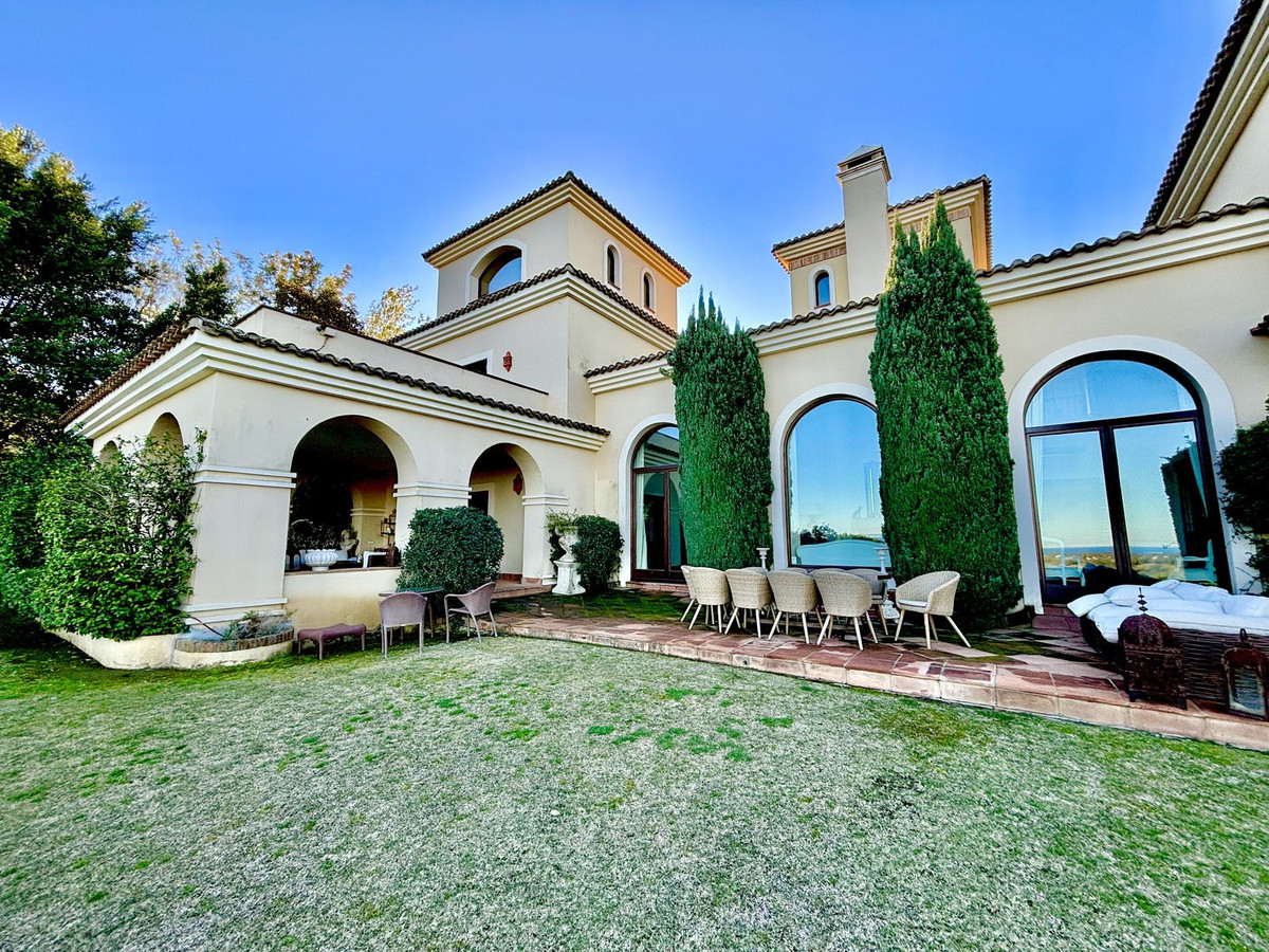 Villa in Sotogrande Alto