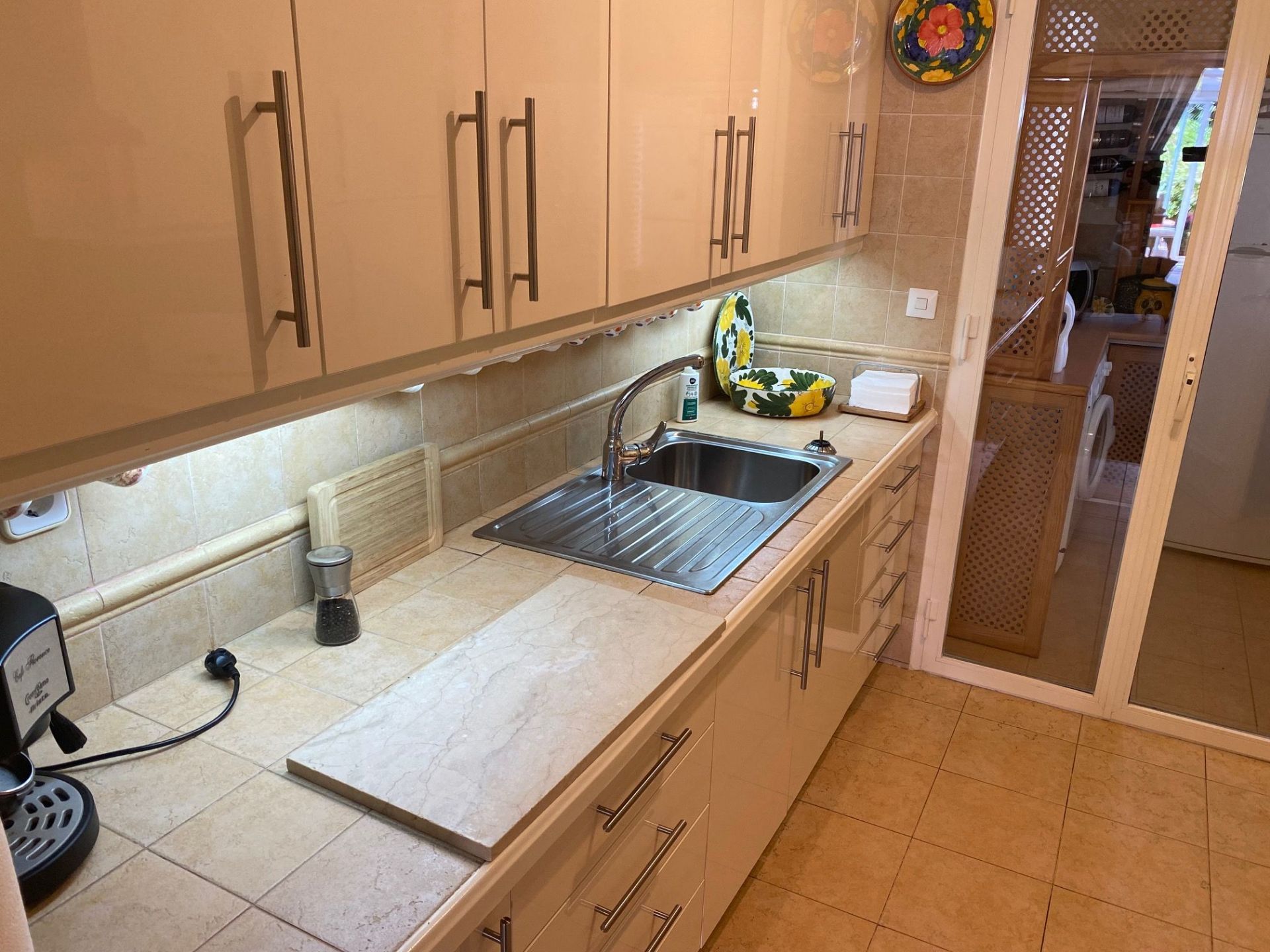 2 Bedroom Apartment in Estepona - Photo 5