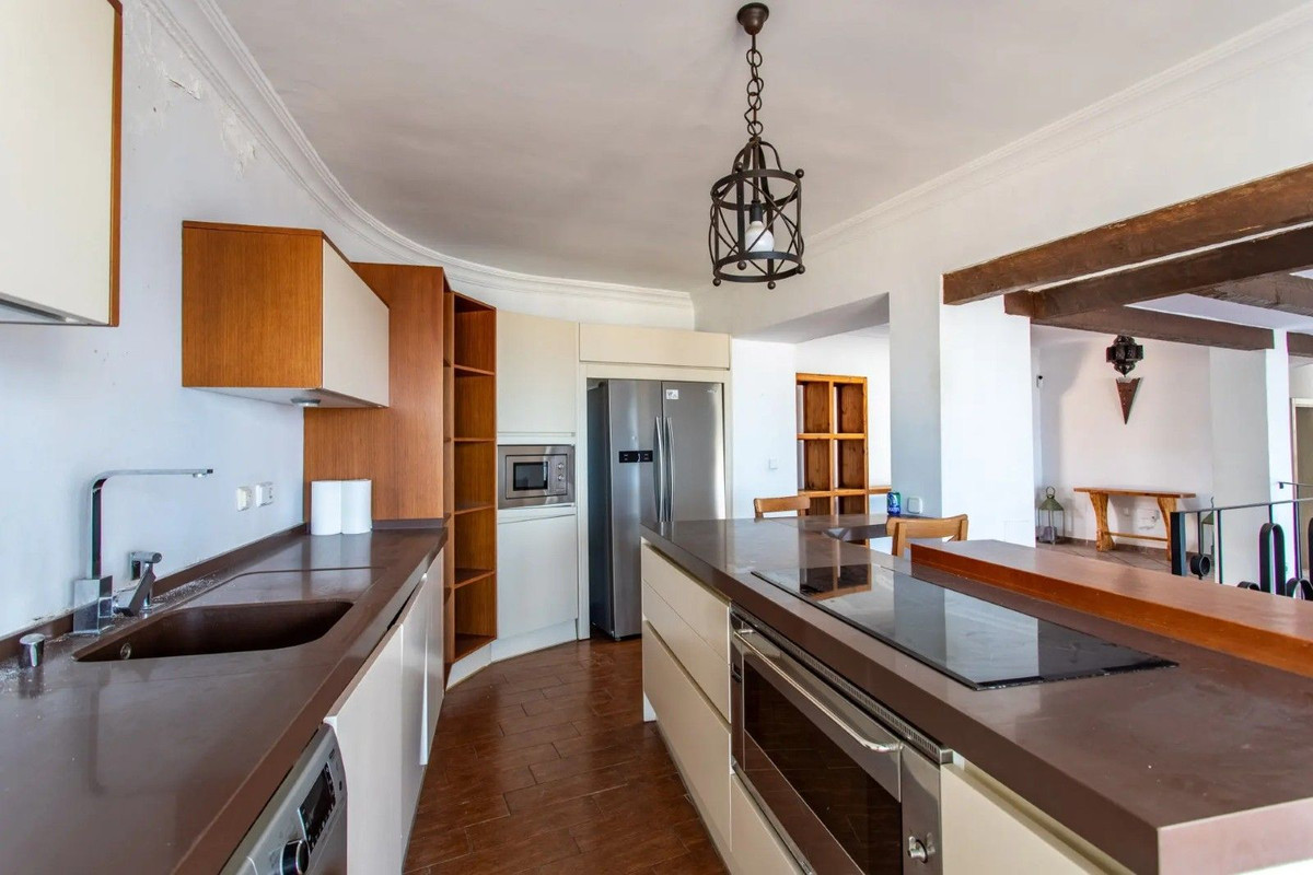 3 Bedroom Villa in Manilva - Photo 12