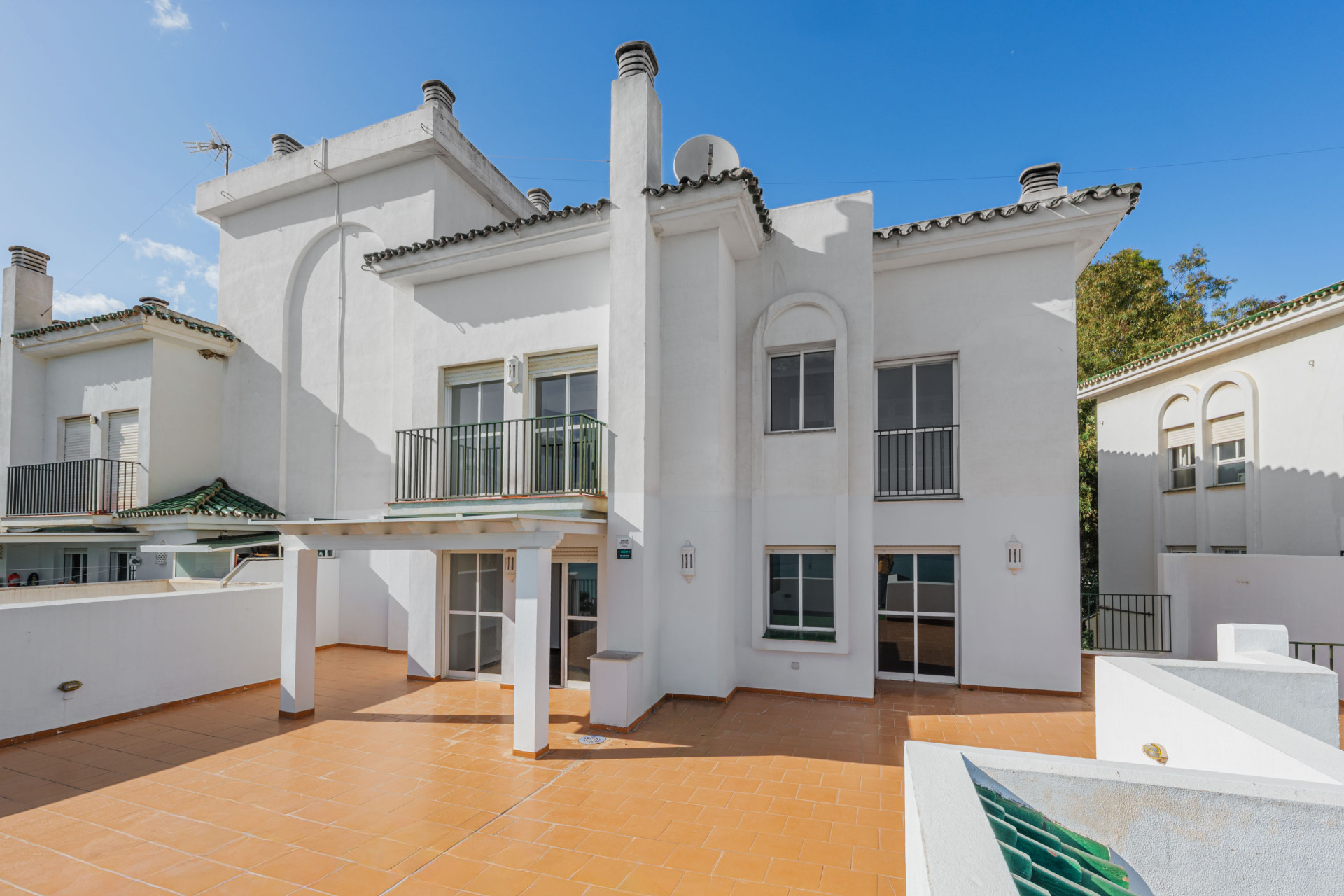4 Bedroom Penthouse in Málaga - Photo 2