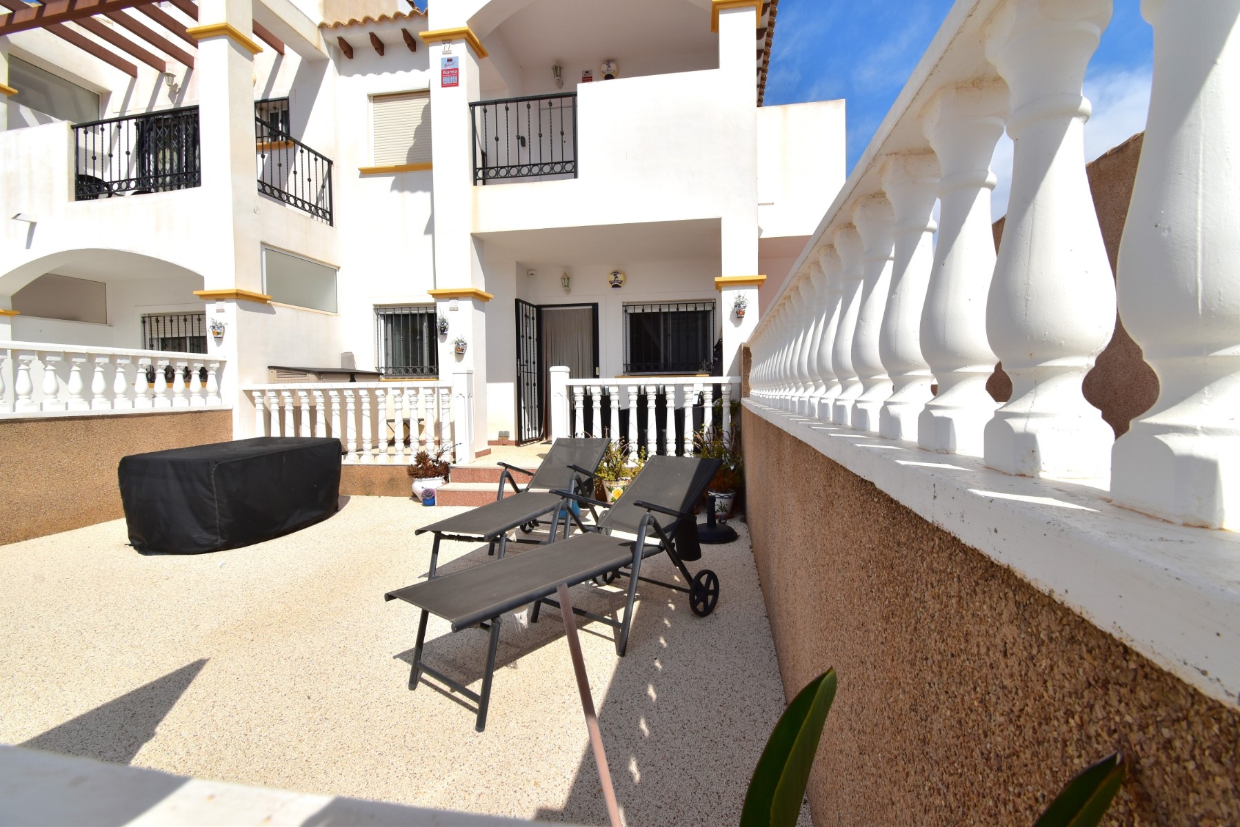 Apartamento com 2 quartos com piscina em Alicante, Espanha – Foto 16