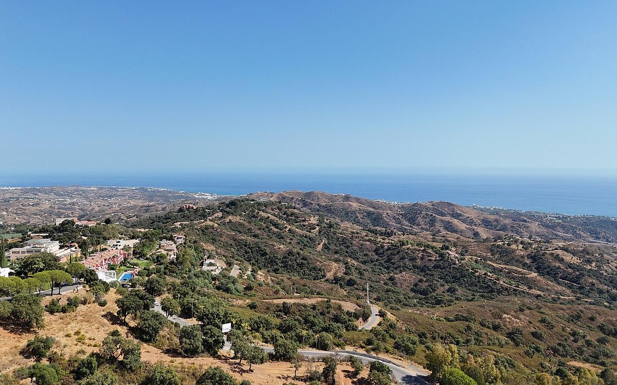 56,900 m² Plot in Marbella - Photo 2