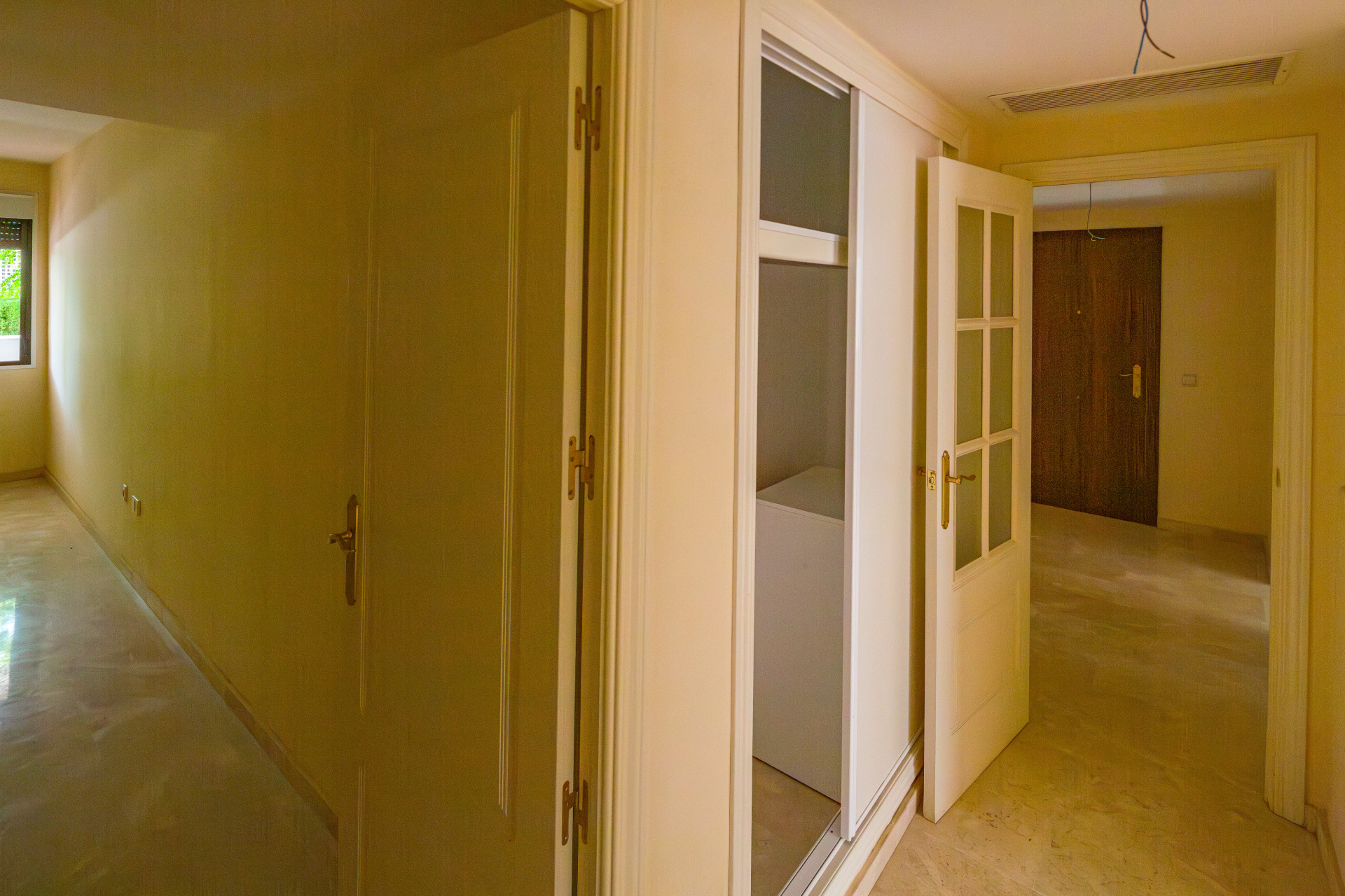 3 Bedroom Apartment in Estepona - Foto 12