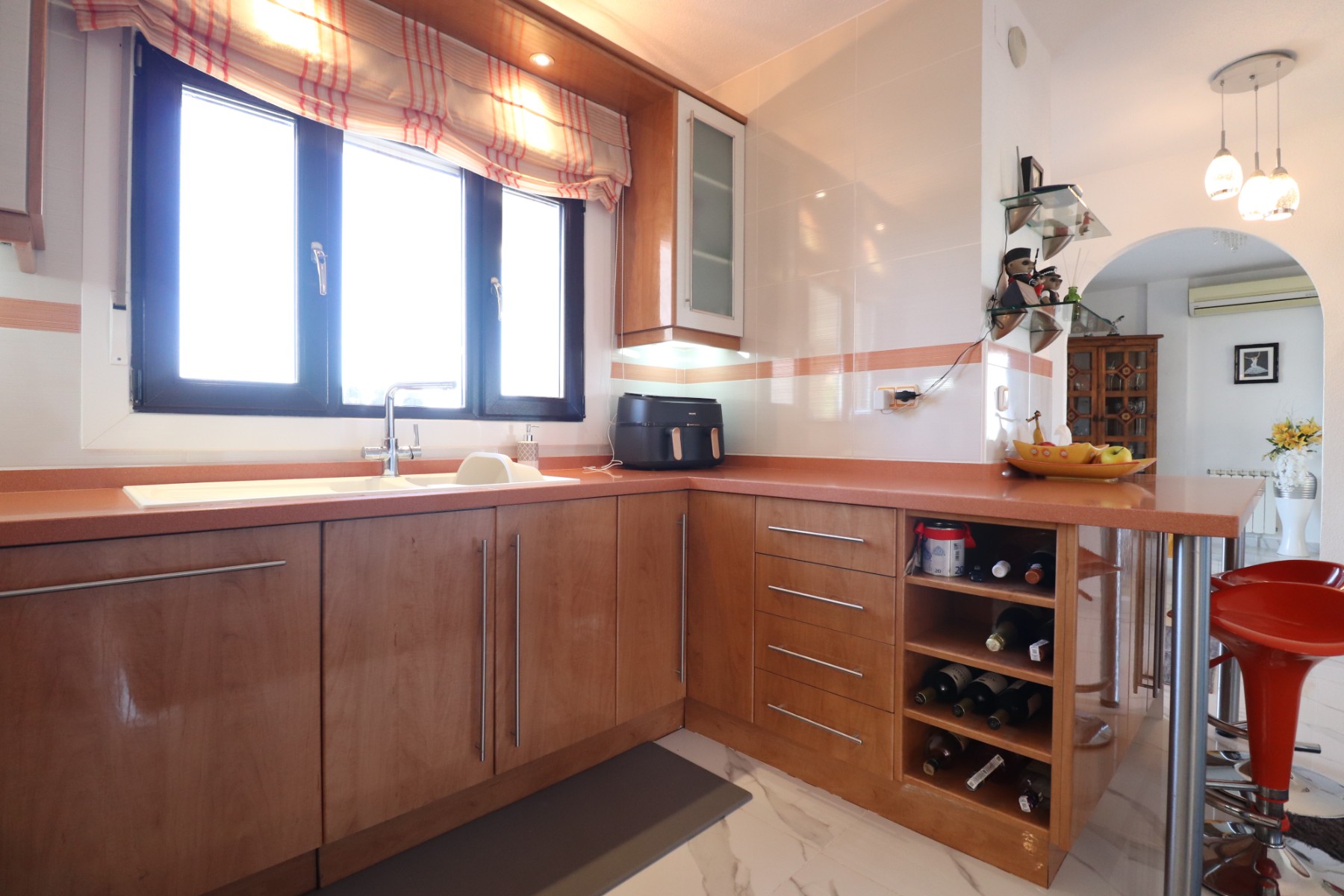 Moradia com 5 quartos com piscina em Alicante, Espanha – Foto 17