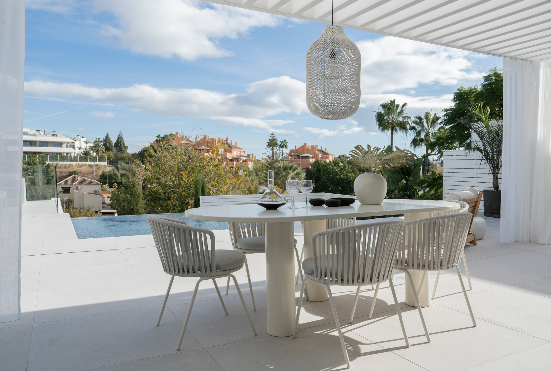 5 Bedroom Villa in Marbella - Photo 28