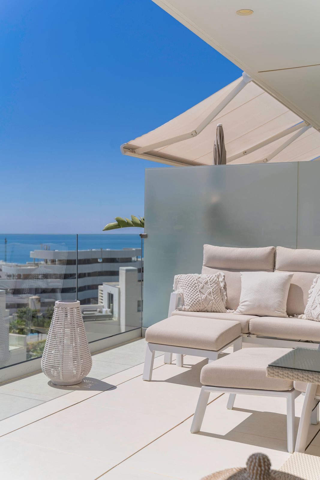 2 Bedroom Apartment in Benalmádena - Photo 22