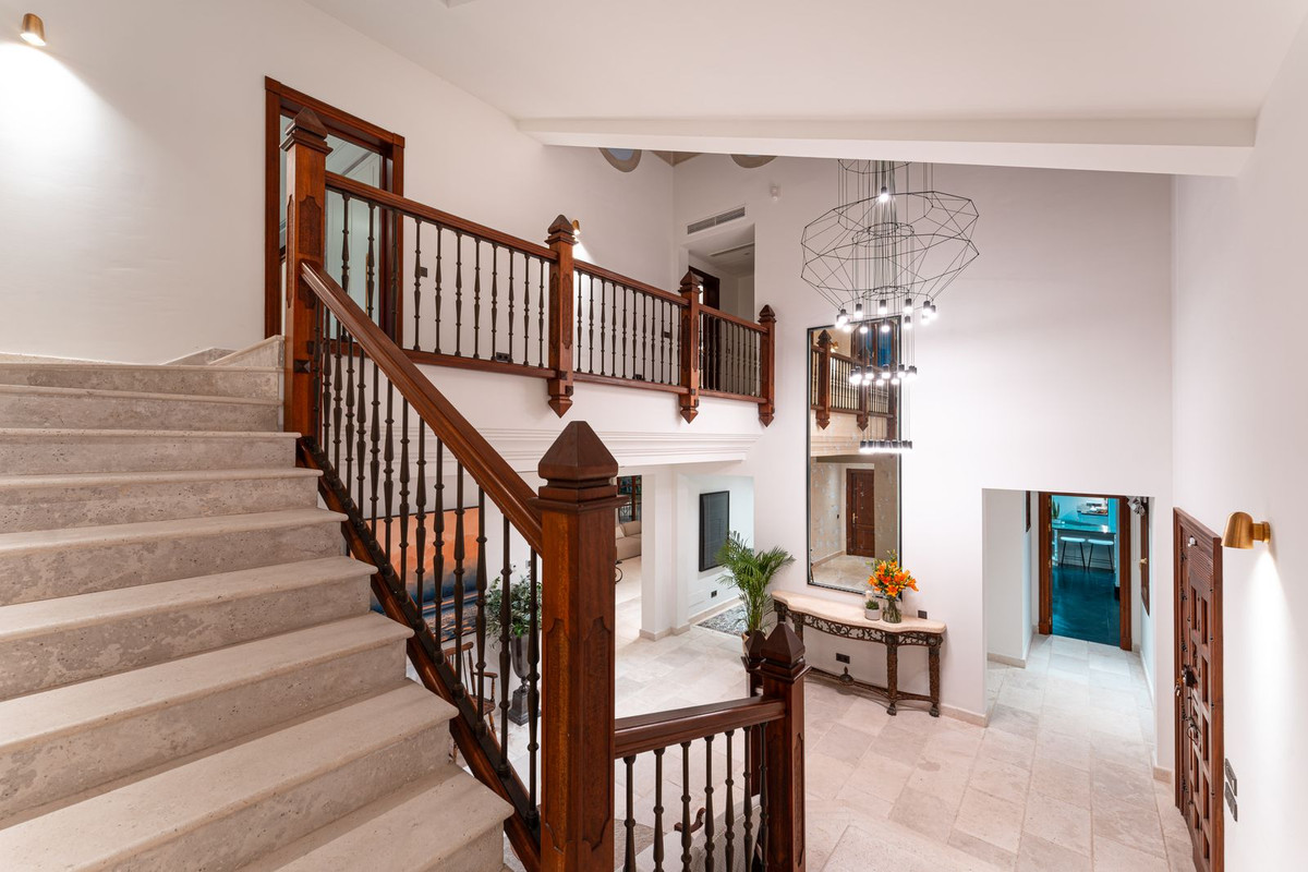 5 Bedroom Villa in Benahavís - Foto 24
