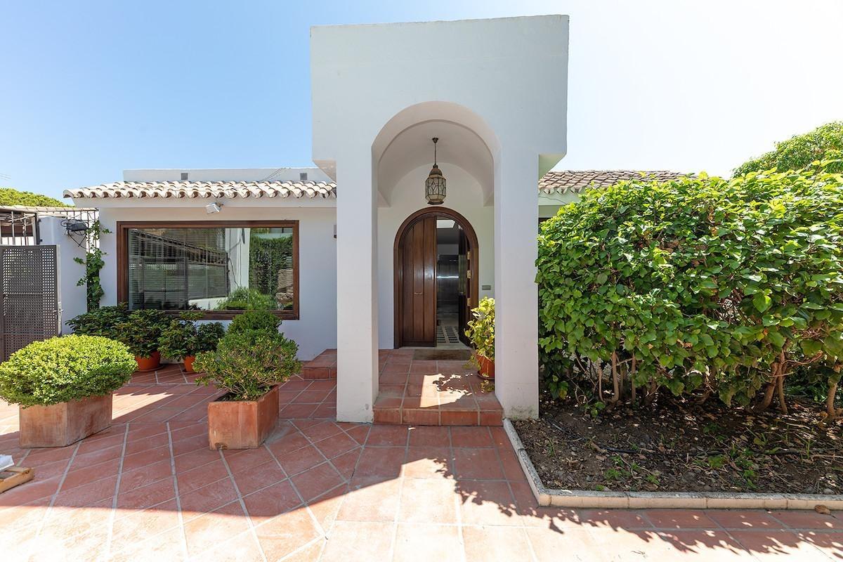 7 Bedroom Villa in Marbella - Photo 15