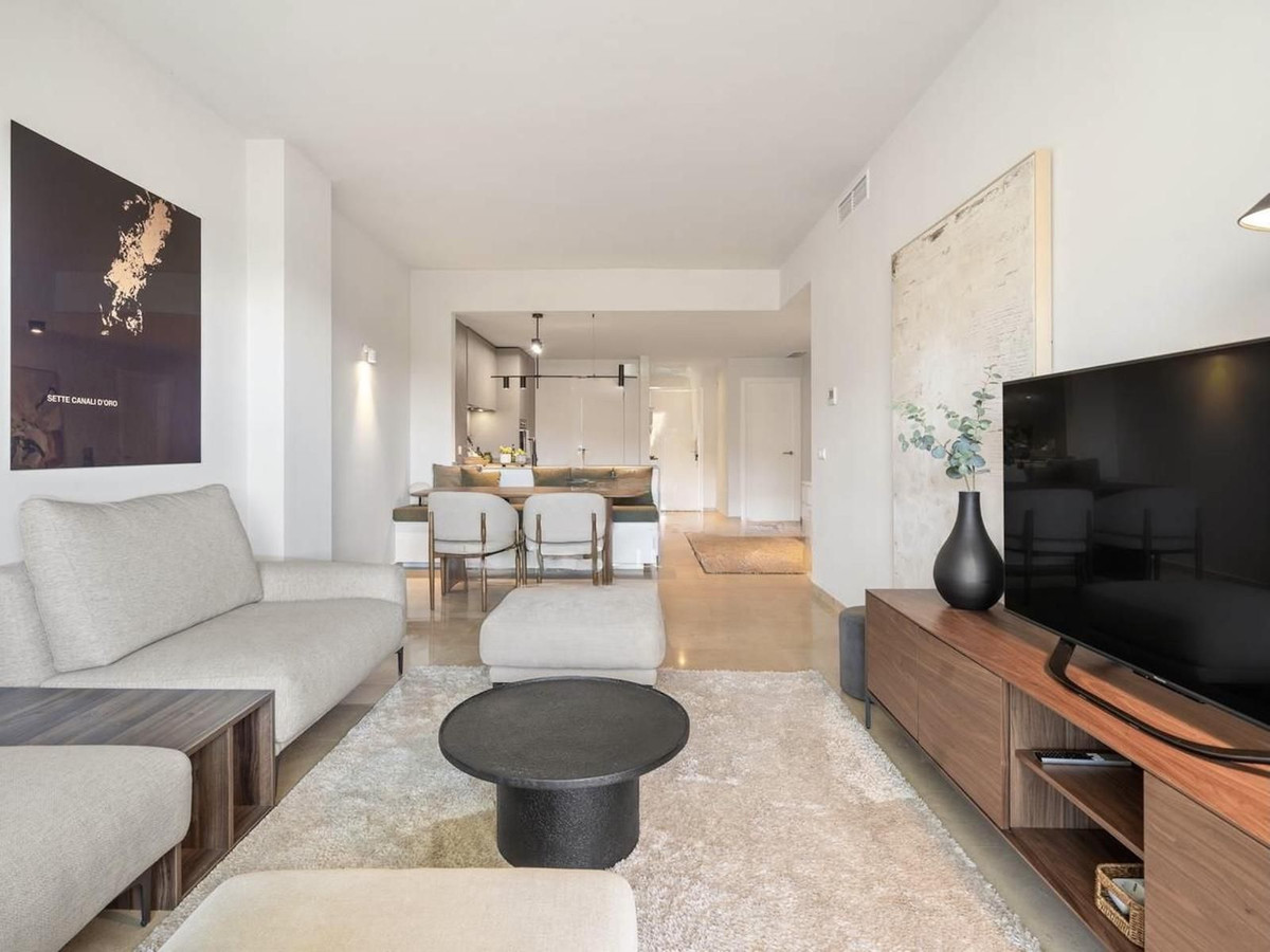 2 Bedroom Apartment in Manilva - Фото 6