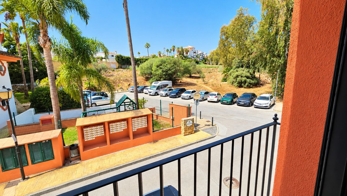 3 Bedroom Apartment in Estepona - Foto 23