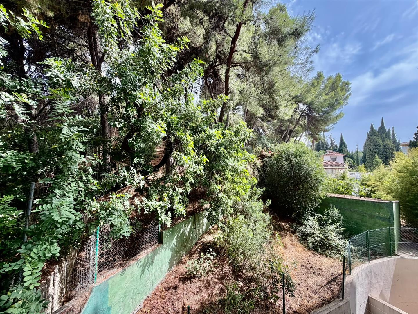 2 Bedroom Apartment in Marbella - Photo 20
