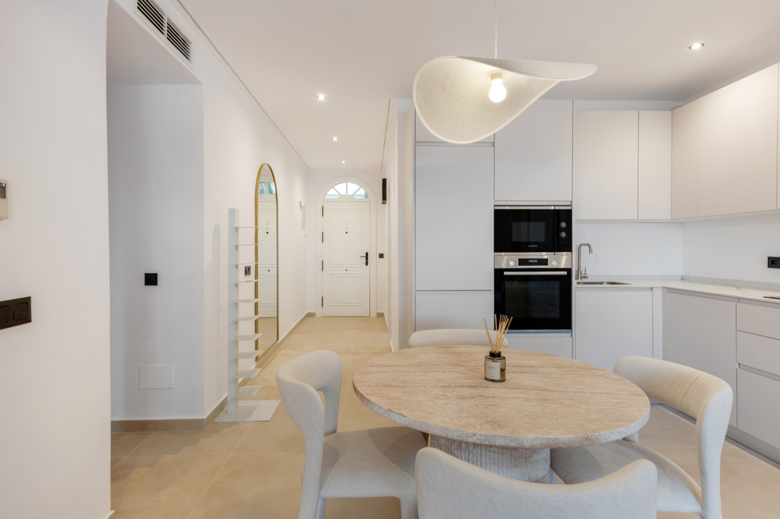 3 Bedroom Apartment in Marbella - Photo 13
