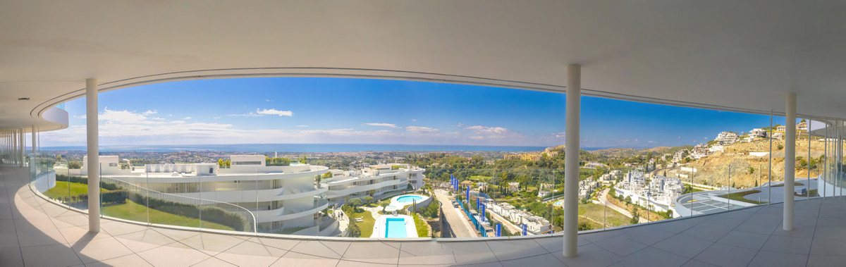 3 Bedroom Apartment in Benahavís - Photo 35