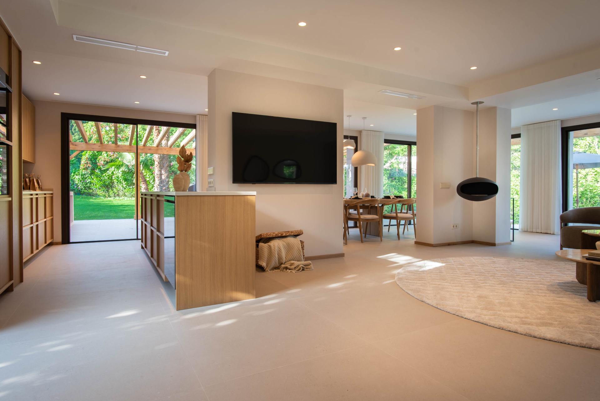 4 Bedroom Villa in San Pedro de Alcántara - Photo 6