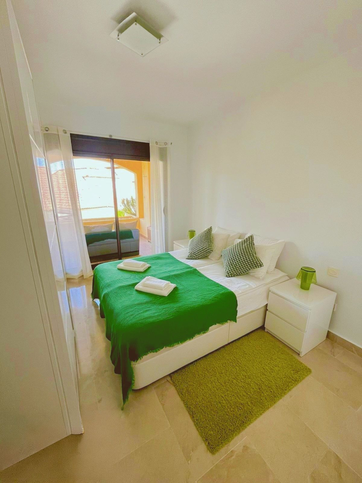 2 Bedroom Apartment in La Duquesa - Foto 3