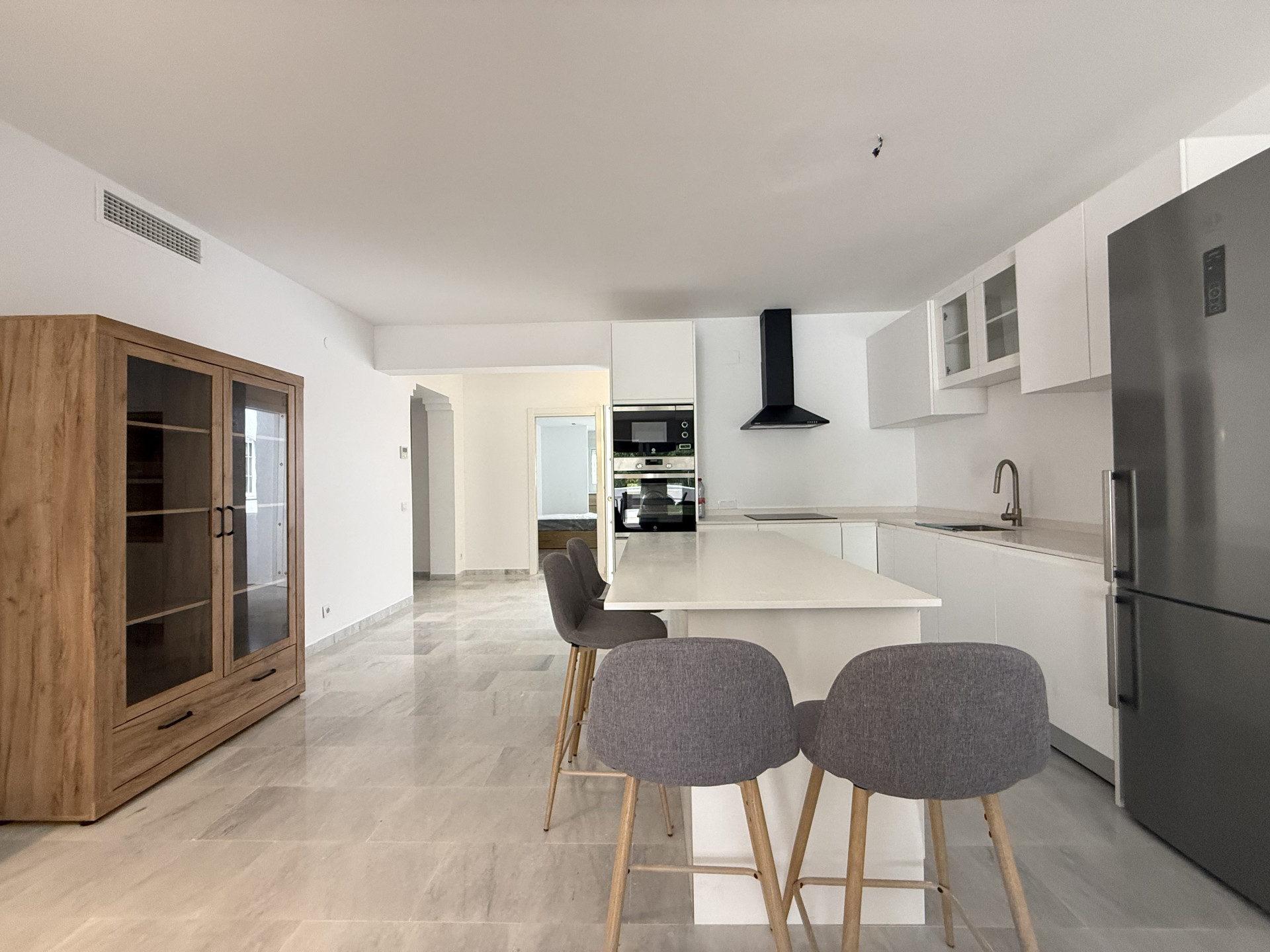 3 Bedroom Penthouse in San Pedro de Alcántara - Photo 34