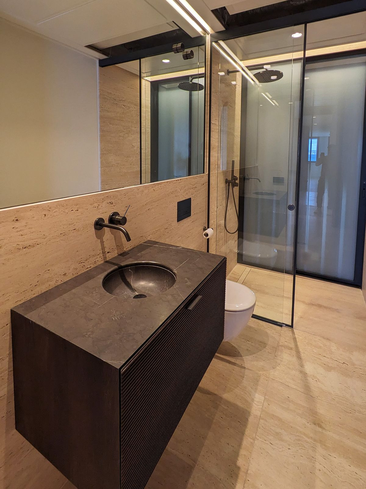 4 Bedroom Apartment in Estepona - Photo 23
