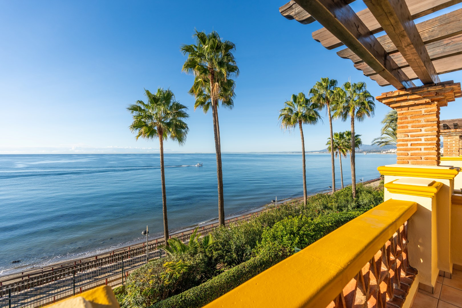 3 Bedroom Apartment in Marbella - Photo 19