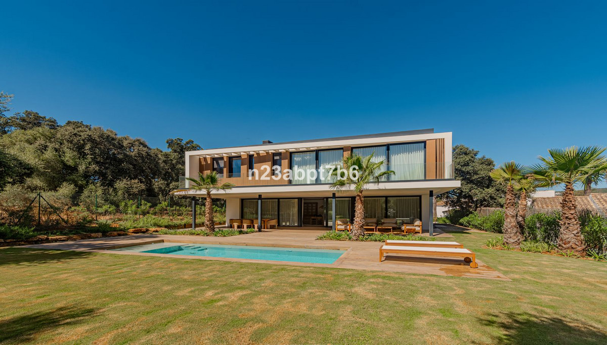 5 Bedroom Villa in Sotogrande - Photo 9