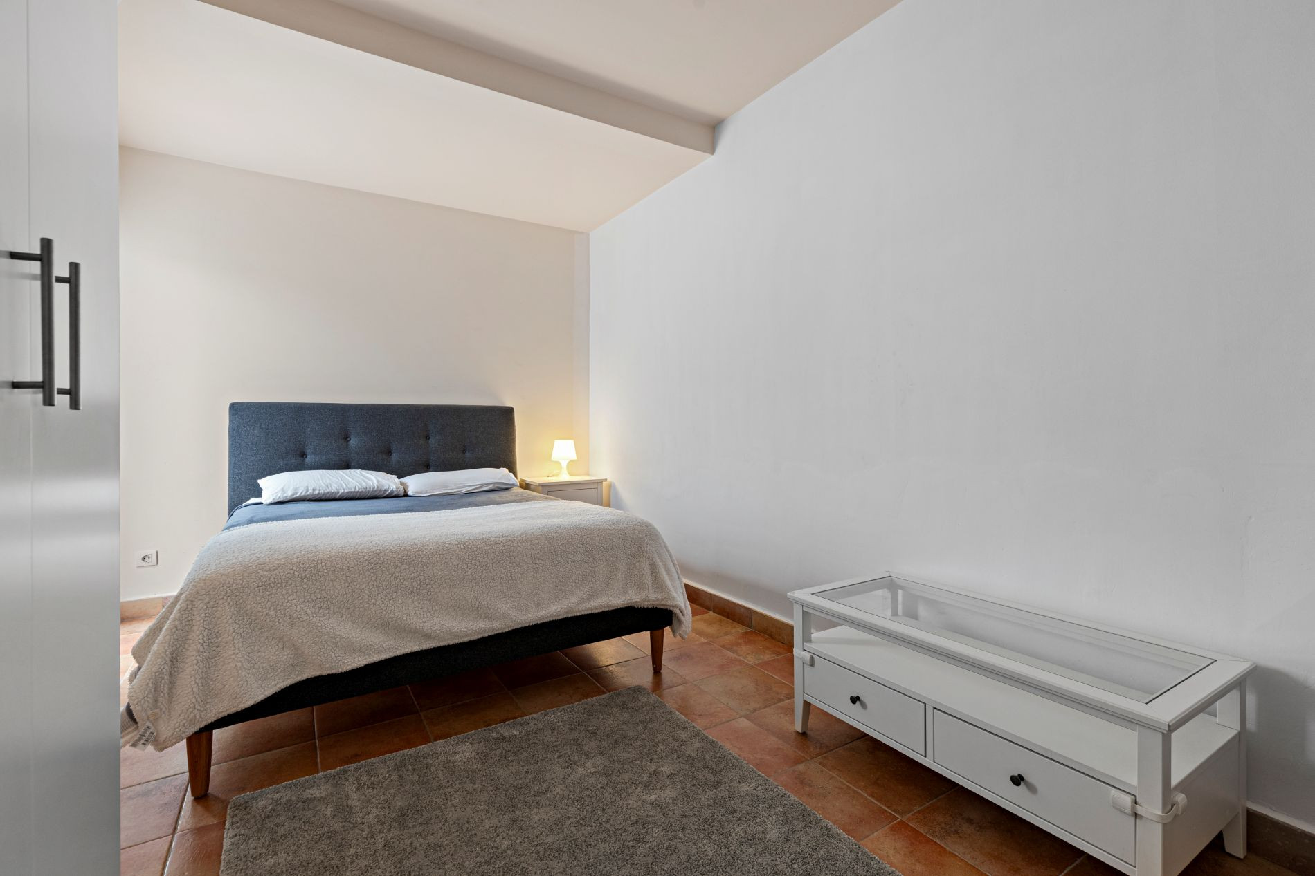 4 Bedroom Townhouse in Benahavís - Photo 16