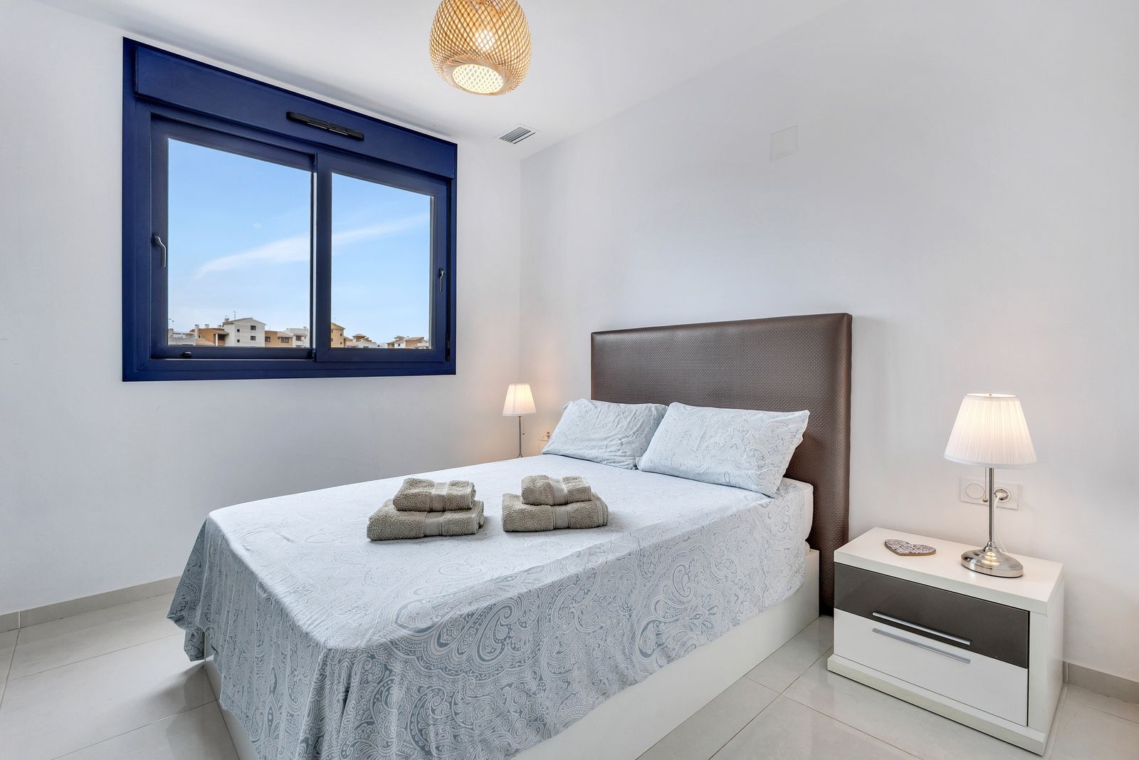 Apartamento com 3 quartos com vista mar em Alicante, Espanha – Foto 21