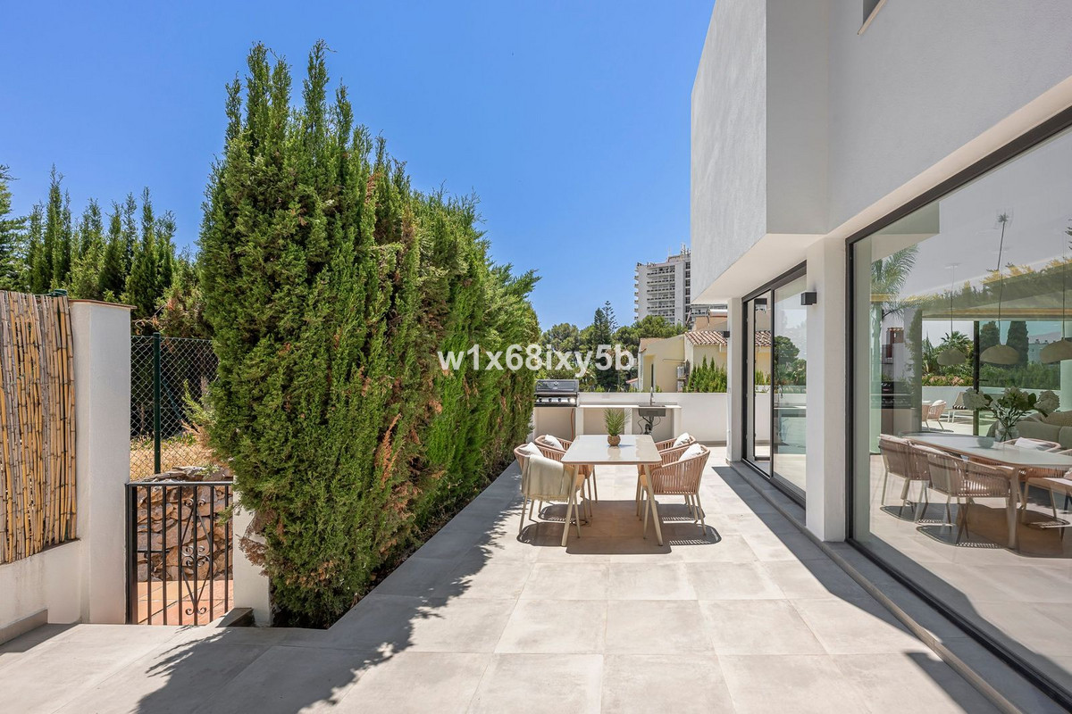3 Bedroom Villa in Marbella - Photo 34