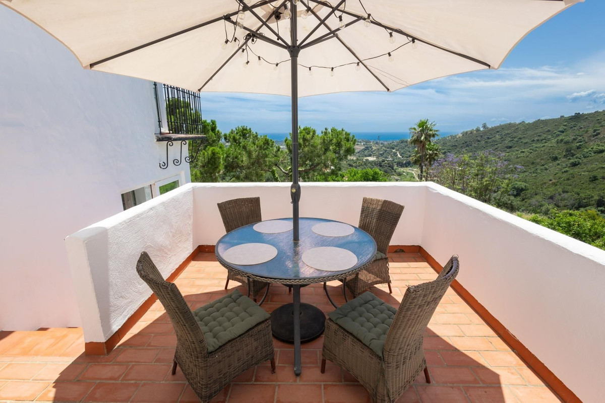 3 Bedroom Villa in Estepona - Photo 11