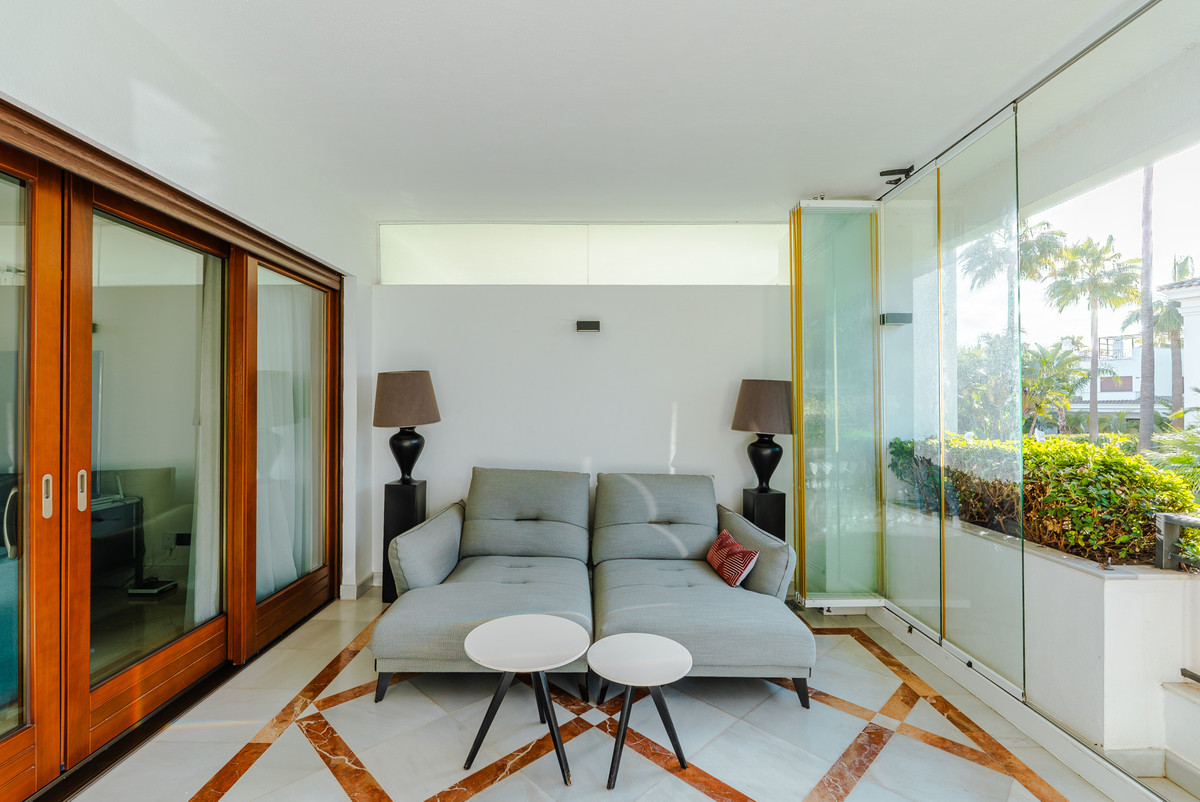 3 Bedroom Apartment in Estepona - Photo 28