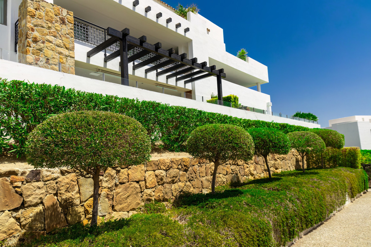 3 Bedroom Penthouse in Benahavís - Photo 27