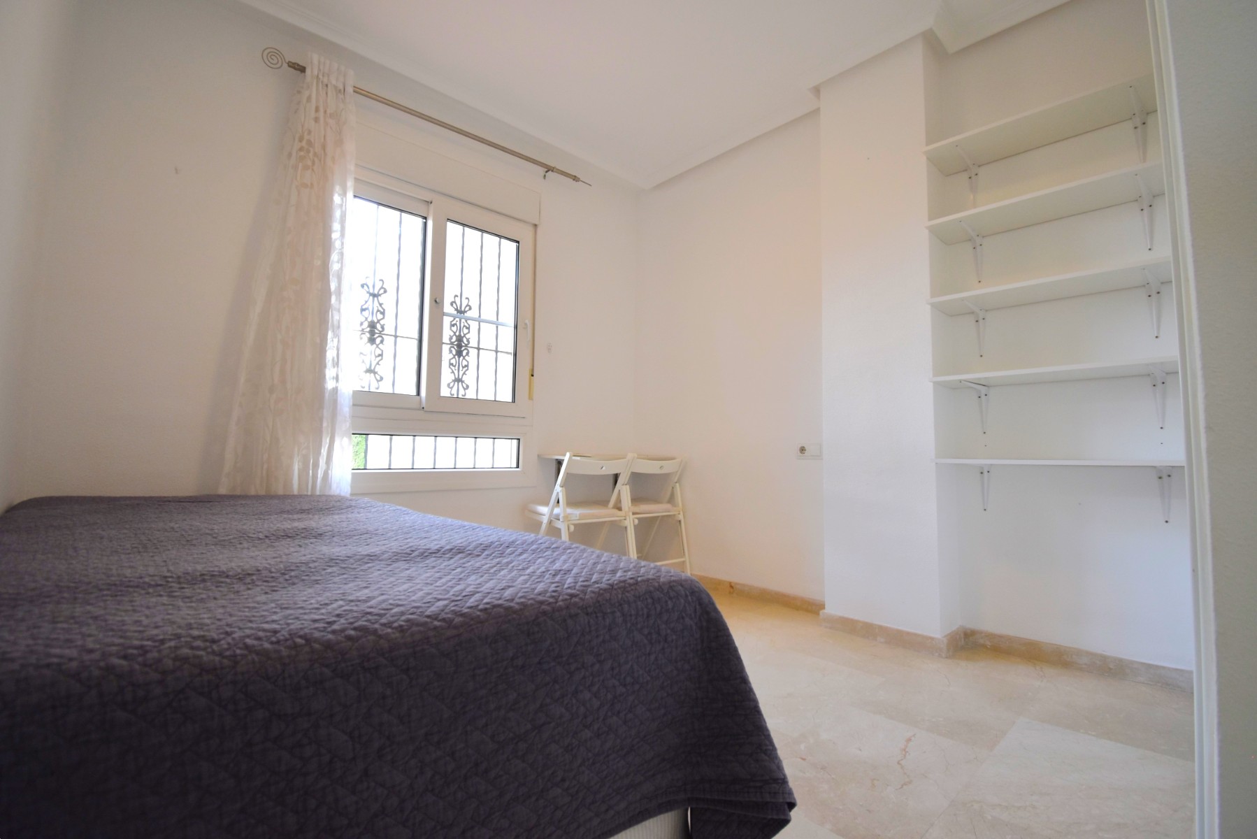 Apartamento com 2 quartos com piscina em Alicante, Espanha – Foto 14
