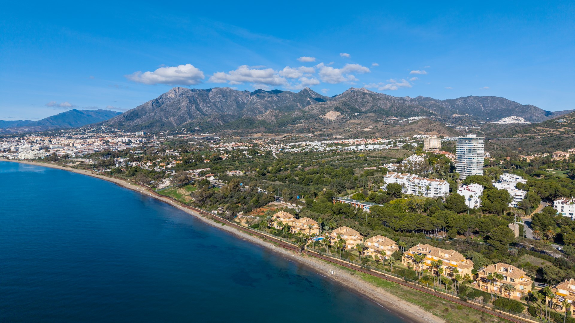 3 Bedroom Apartment in Marbella - Photo 46