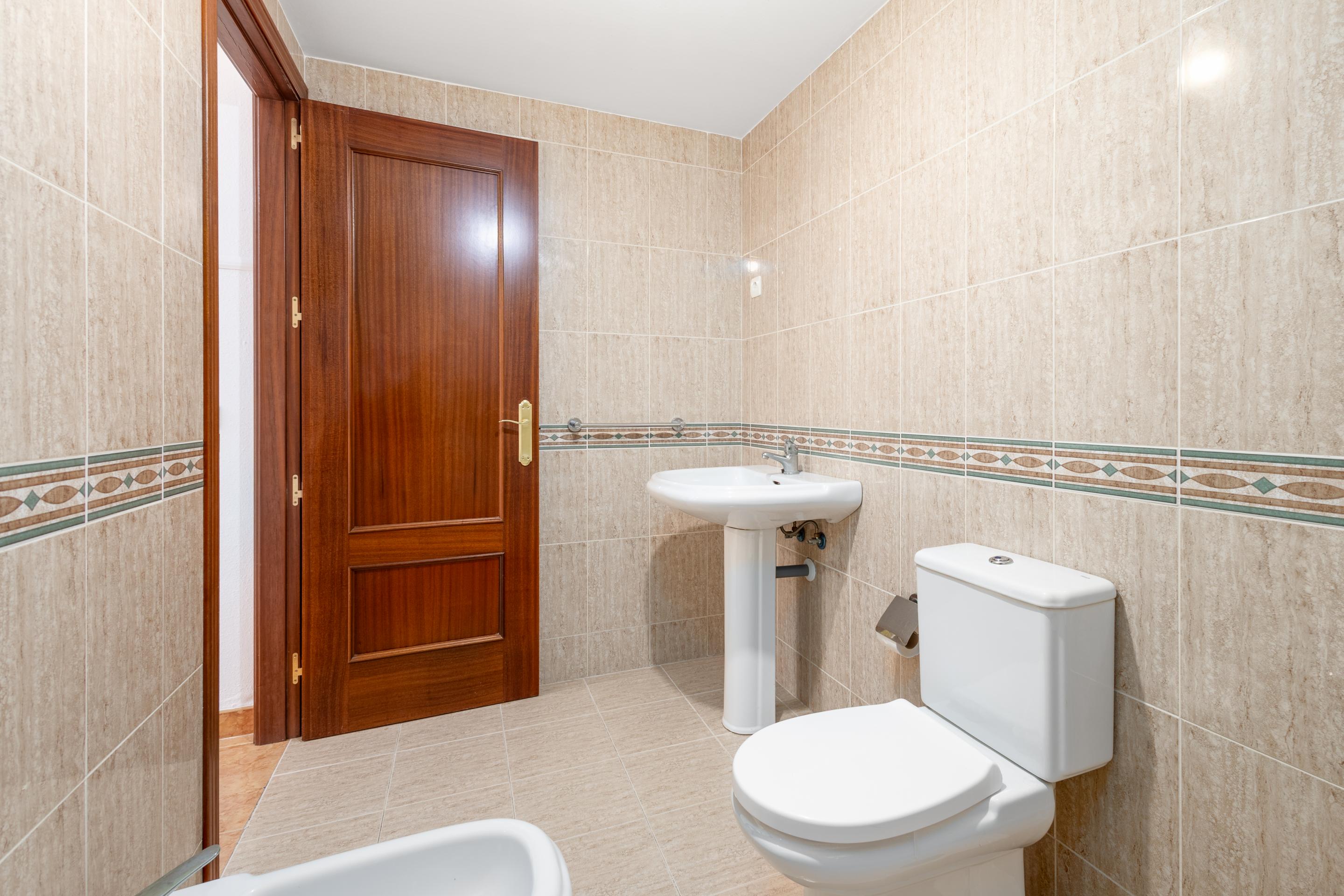 3 Bedroom Apartment in Alhaurín de la Torre - Photo 24