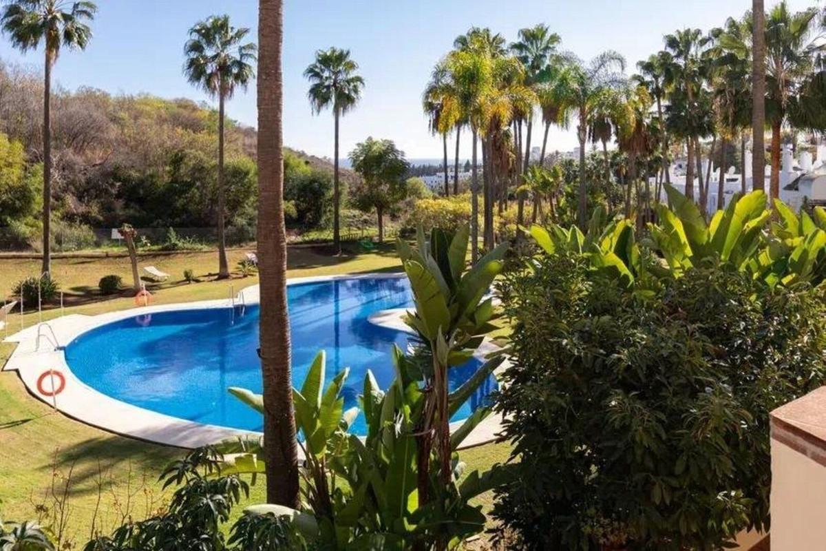 3 Bedroom Apartment in Marbella - Photo 23
