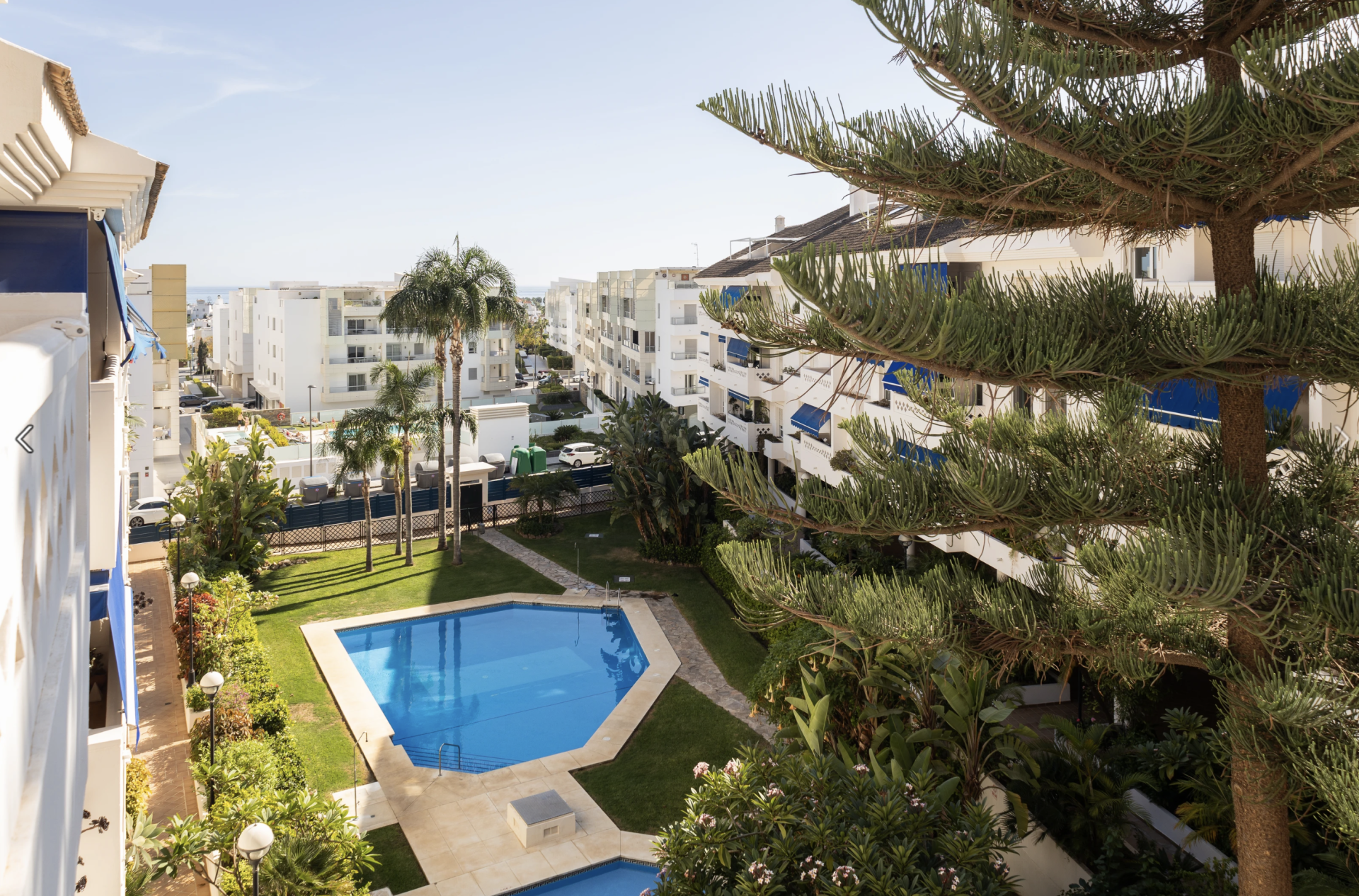 4 Bedroom Penthouse in San Pedro de Alcántara - Photo 23