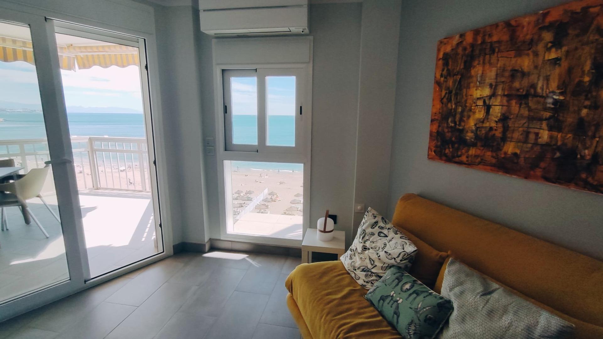 1 Bedroom Apartment in Fuengirola - Photo 9