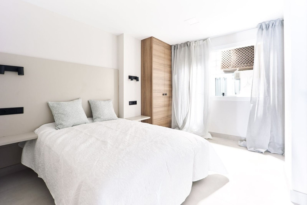 3 Bedroom Apartment in San Pedro de Alcántara - Photo 13