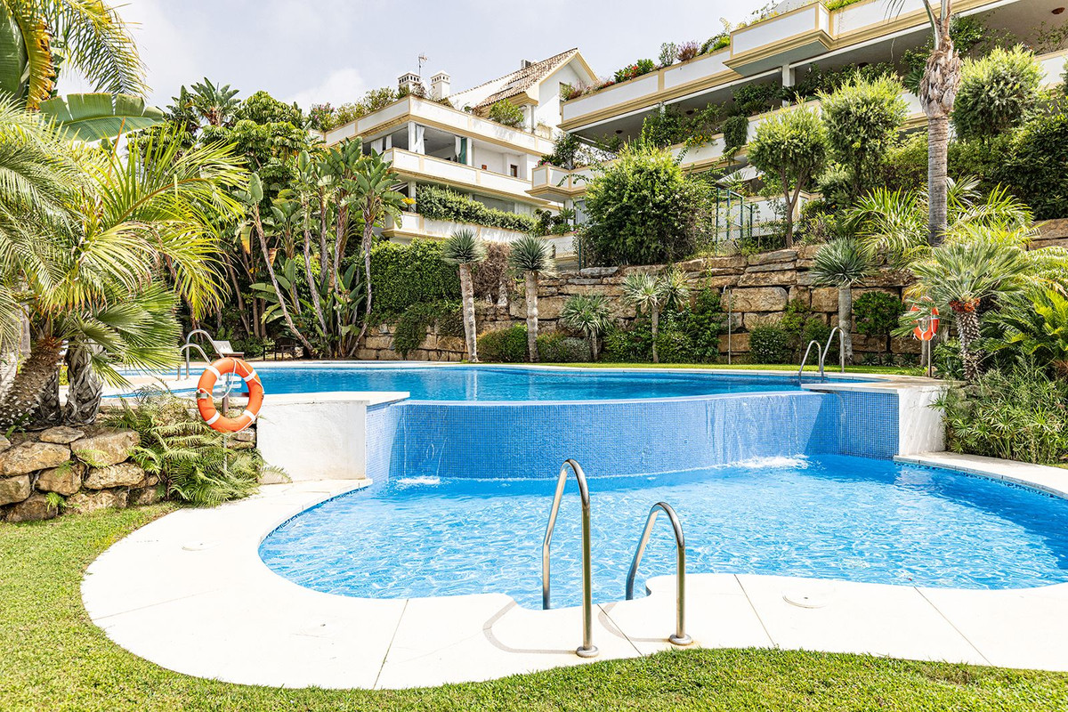 2 Bedroom Apartment in Marbella - Photo 50