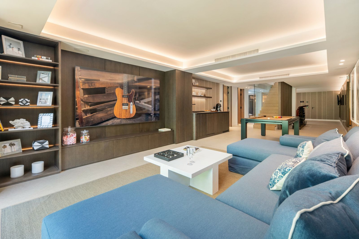6 Bedroom Villa in Benahavís - Foto 39