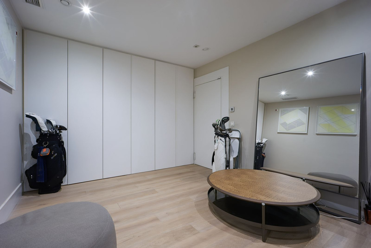 4 Bedroom Villa in Marbella - Photo 65